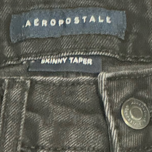 Aeropostale Skinny Tapered Black Jeans with Frayed cuffs Mens 28x30 - Picture 2 of 4